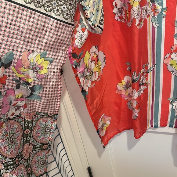 NWT. Johnny was. Size extra large. Kimono.. - Picture 4 of 7